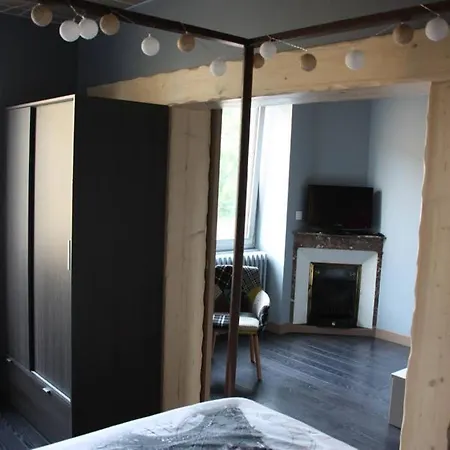 Gite Paris - Appartement La Clayette Exterior photo
